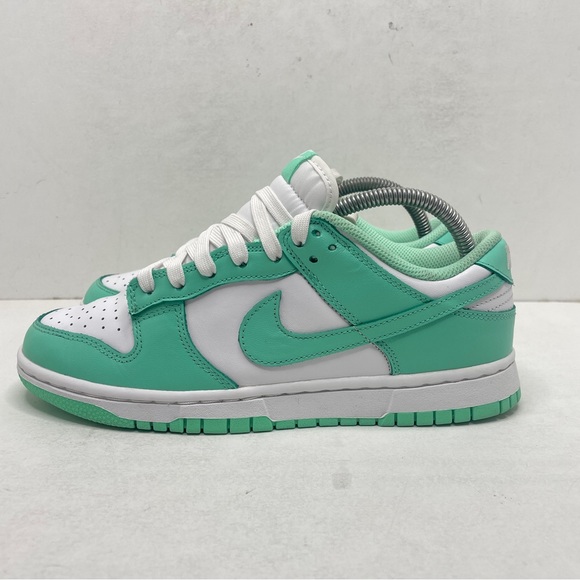 Nike Dunk Low WMNS “Green Glow” 2023 - Picture 6 of 6